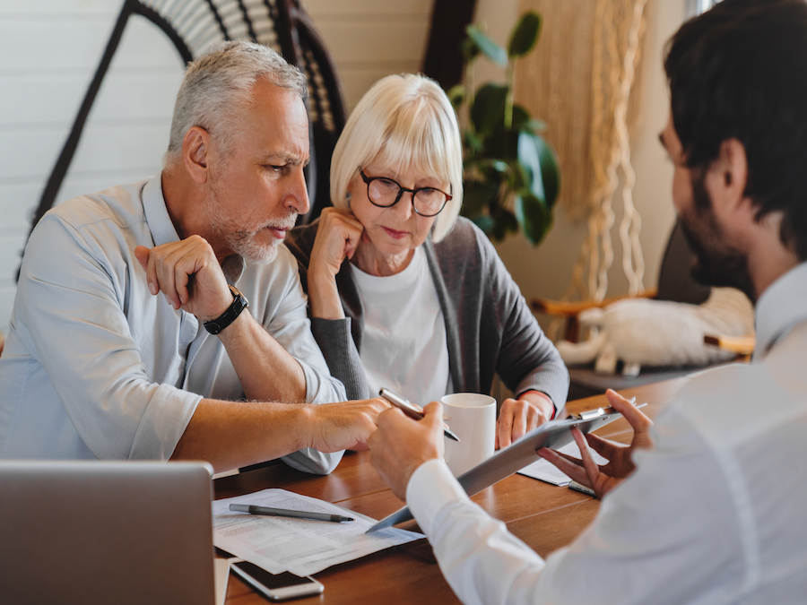 A Guide To Choosing A Life Insurance Policy - Malden Solutions